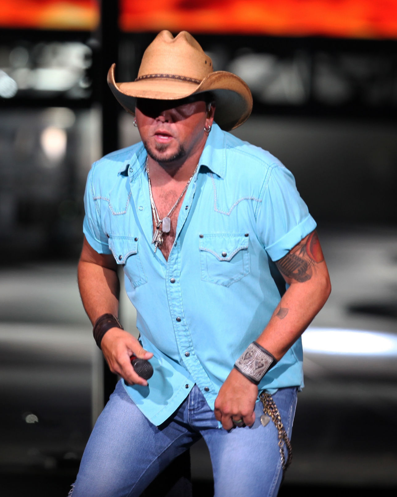 Jason Aldean Burns It Down In Tinley | Entertainment | Nwitimes.com