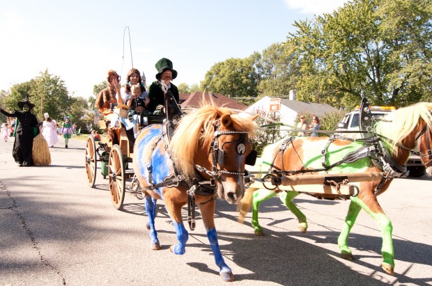 Wizard of Oz parade blows into Chesterton | Chesterton News | nwitimes.com