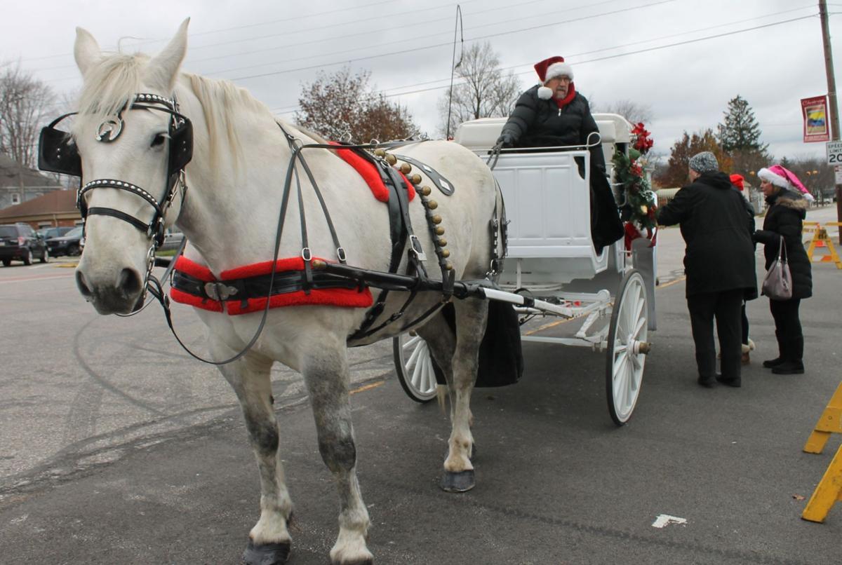 Chesterton comes out for Christmas festivities Porter County News