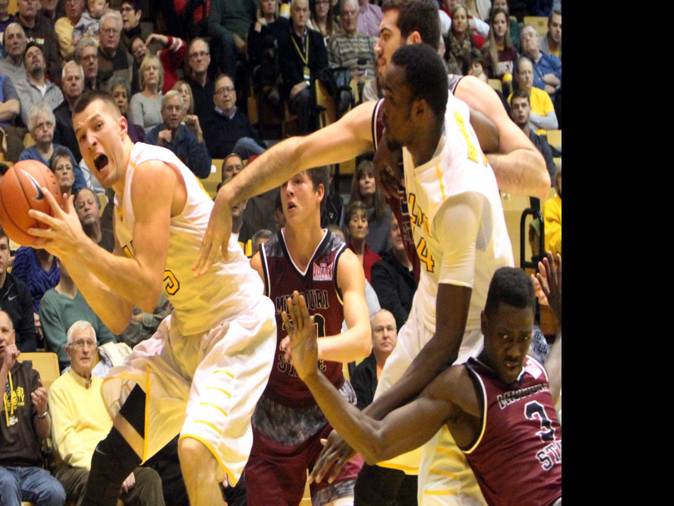 Peters Looking To Move Past Milwaukee College Basketball