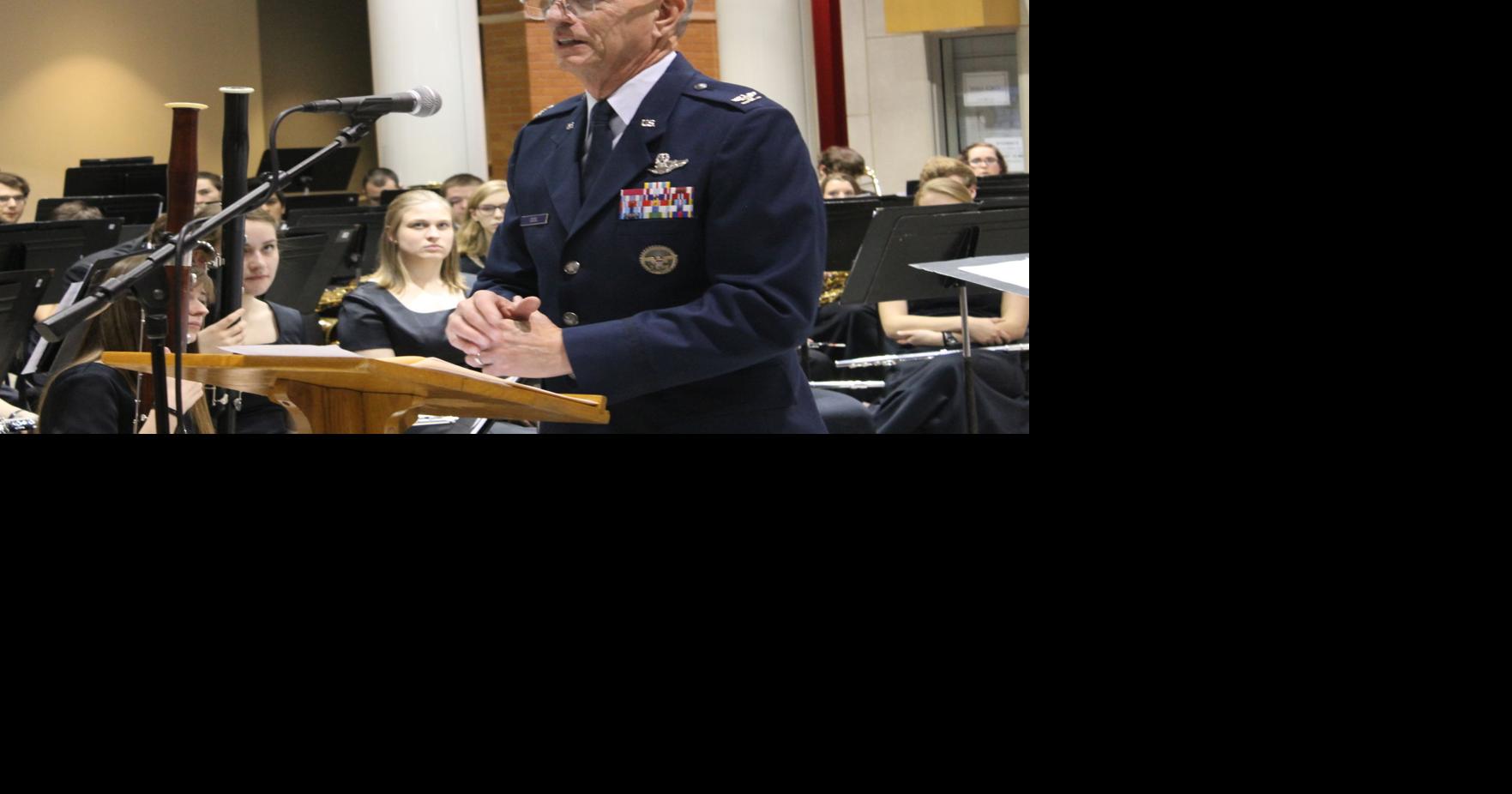 Serve others, VU Veterans Day speaker says