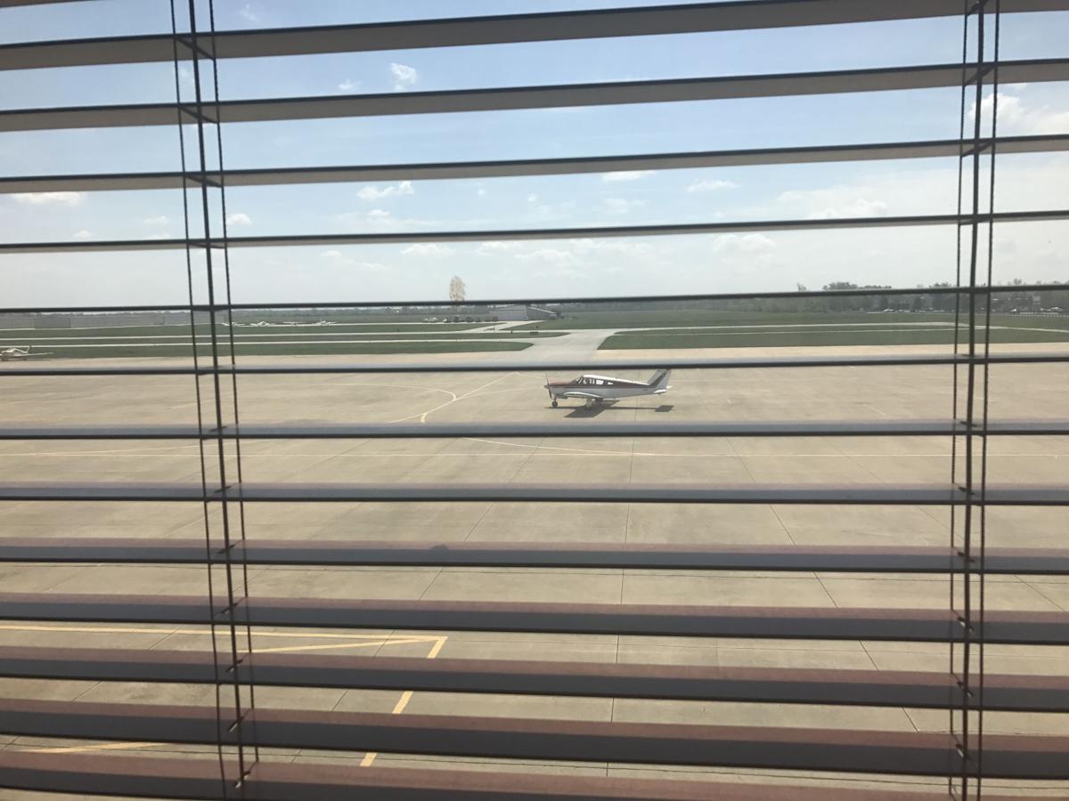 TASTE TEST: Lynnie Ques soars at Lansing Airport