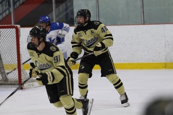 #17 D1 Hockey opens season with a weekend sweep over Kentucky