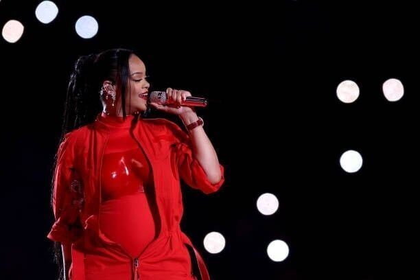 Rihanna Sees 331% Streaming Surge On Apple Music After Super Bowl Show –