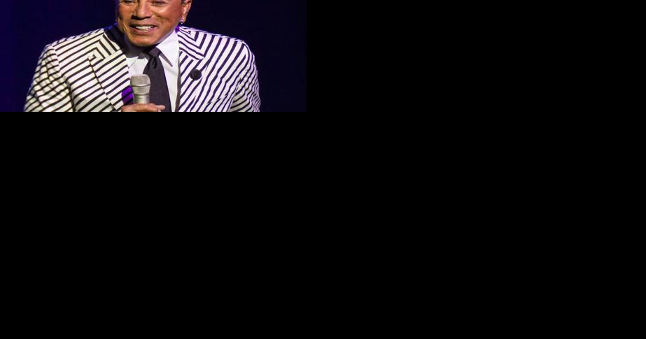 Smokey Robinson brings legendary music to Region - Vimarsana News