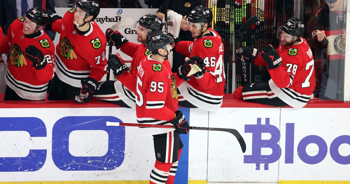 4 takeaways from the Chicago Blackhawks' 3rd straight win