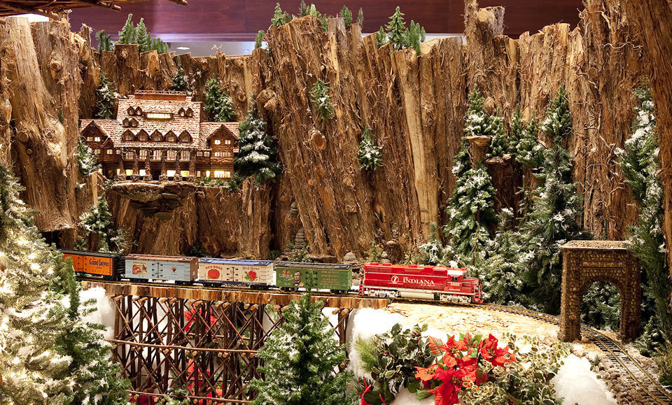 Eiteljorg-Jingle-Rails-02.jpg