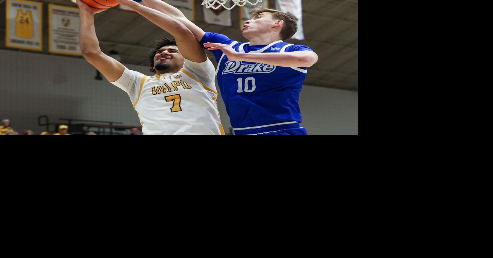 Four Valparaiso men's basketball players land on MVC preseason watch list
