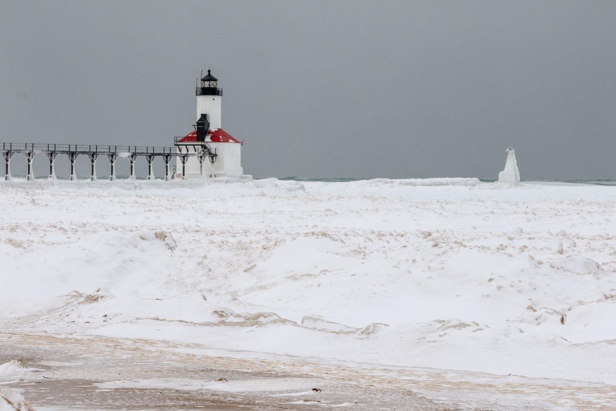 Michigan City warns people to stay off the shelf ice on Lake Michigan
