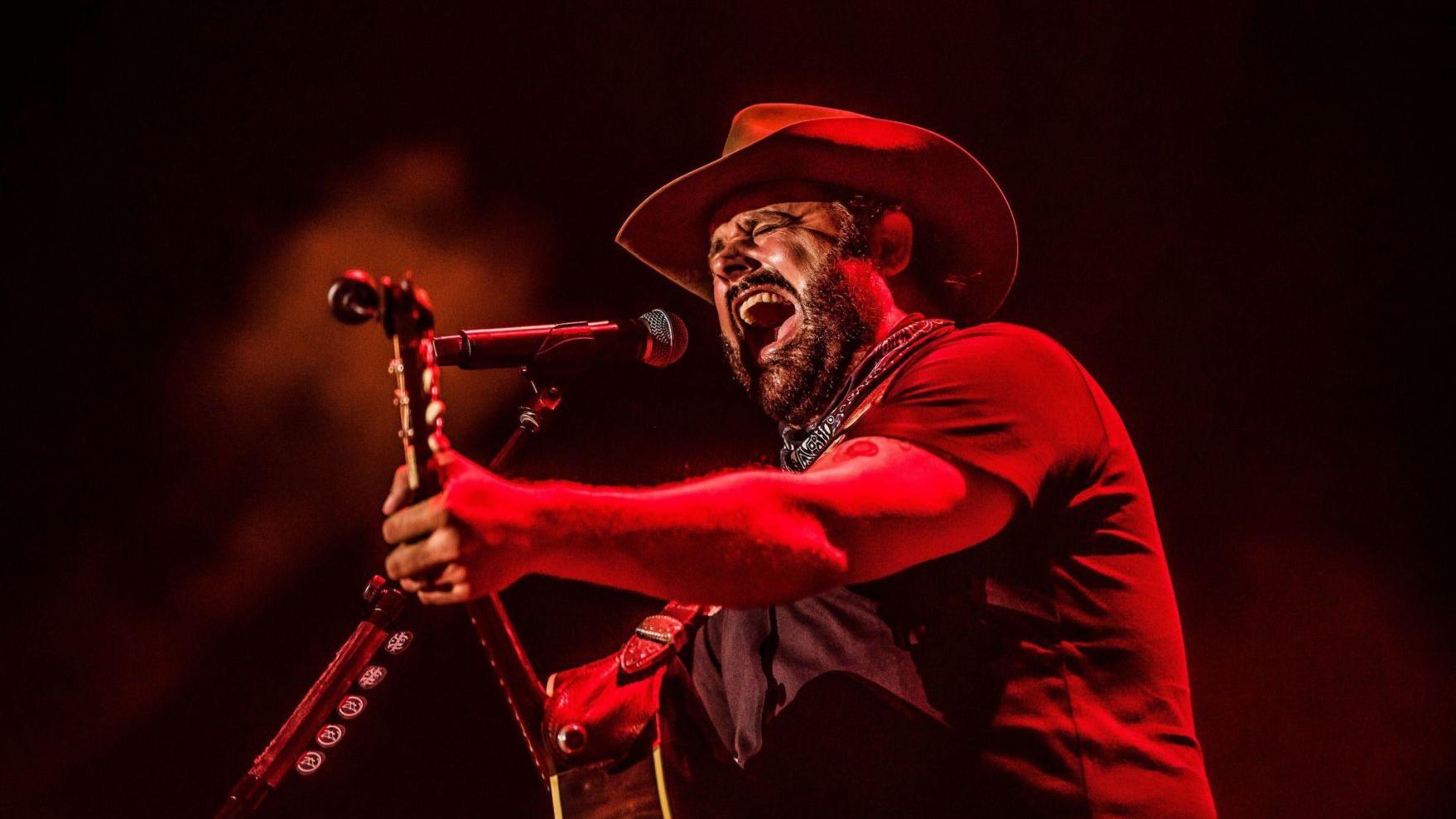 Singer-songwriter Randy Houser to show Valpo how country feels at Central Park show - Vimarsana News