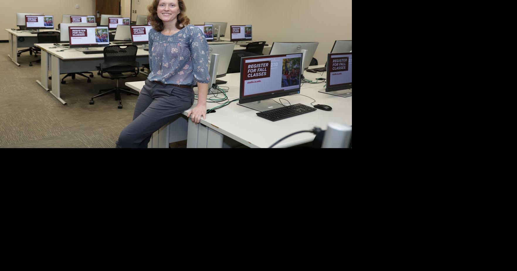 With many seniors already using AI, courses and technology help hone skills, prevent problems