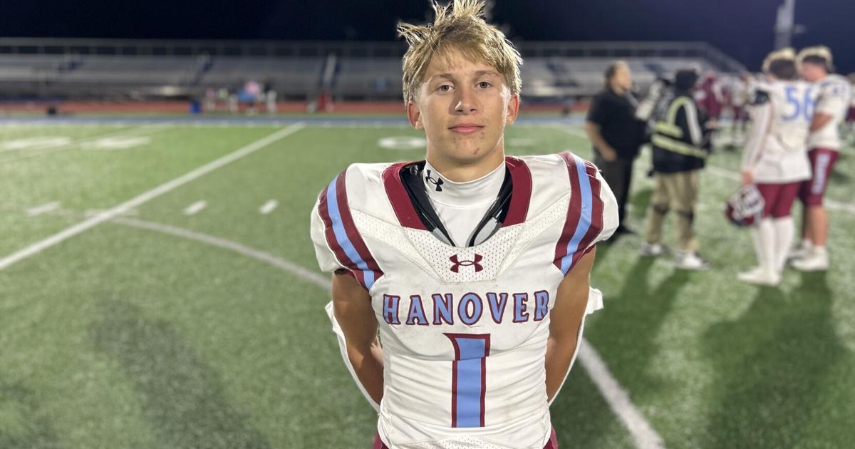 ukas Valiska hauls in three INTs to lead Hanover Central