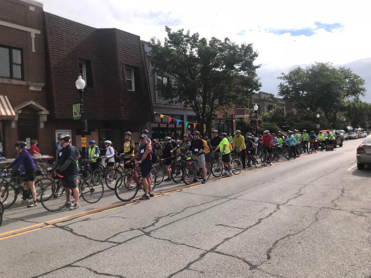 Cycle into summer with downtown Chicago ride