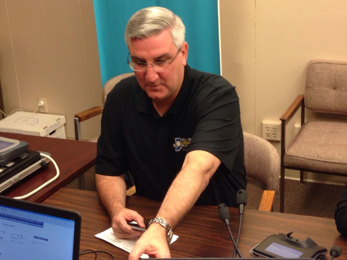 State officials urge Hoosiers to upgrade their driver's licenses