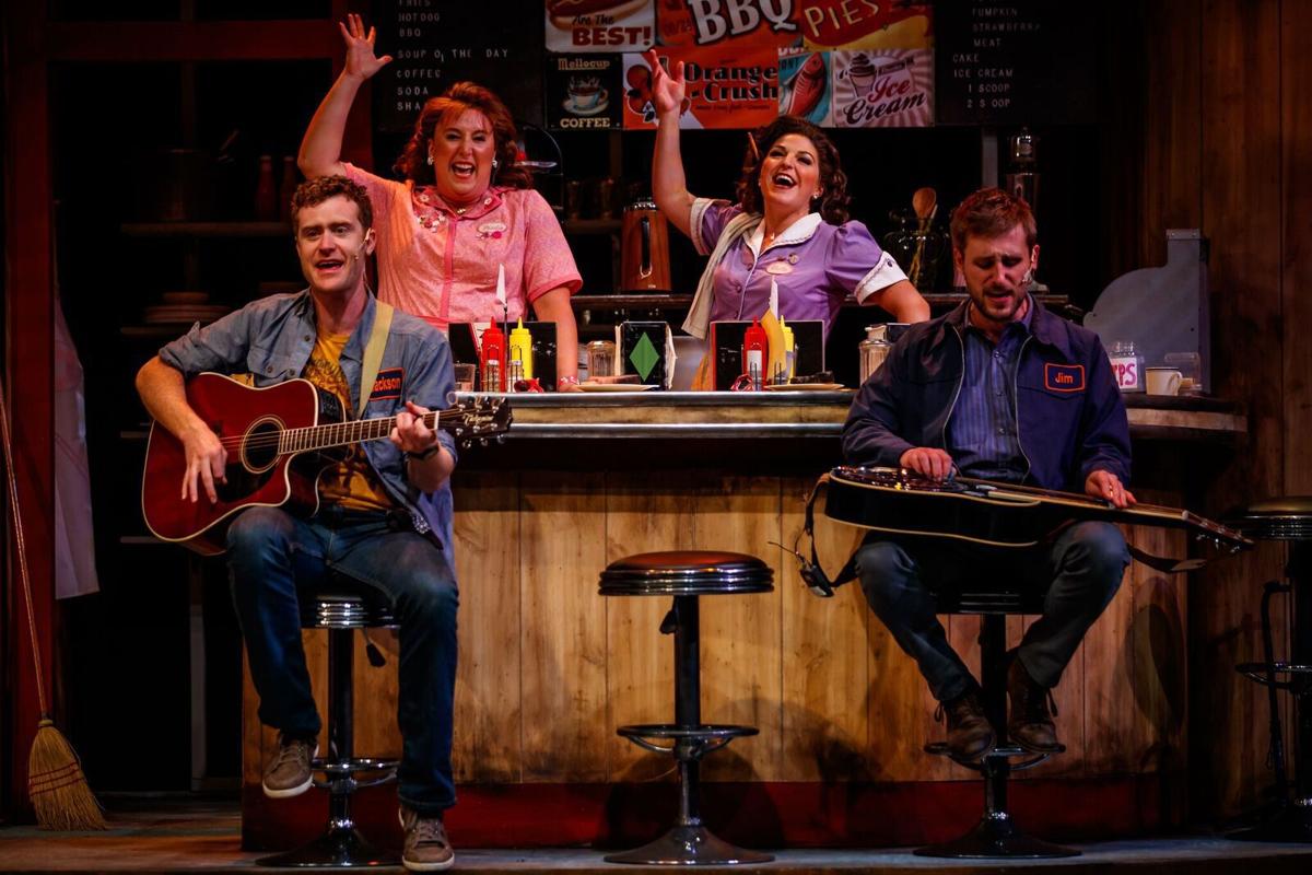 Pump Boys And Dinettes A Winning Mix Of Charm And Harmony 219 Nwitimes Com