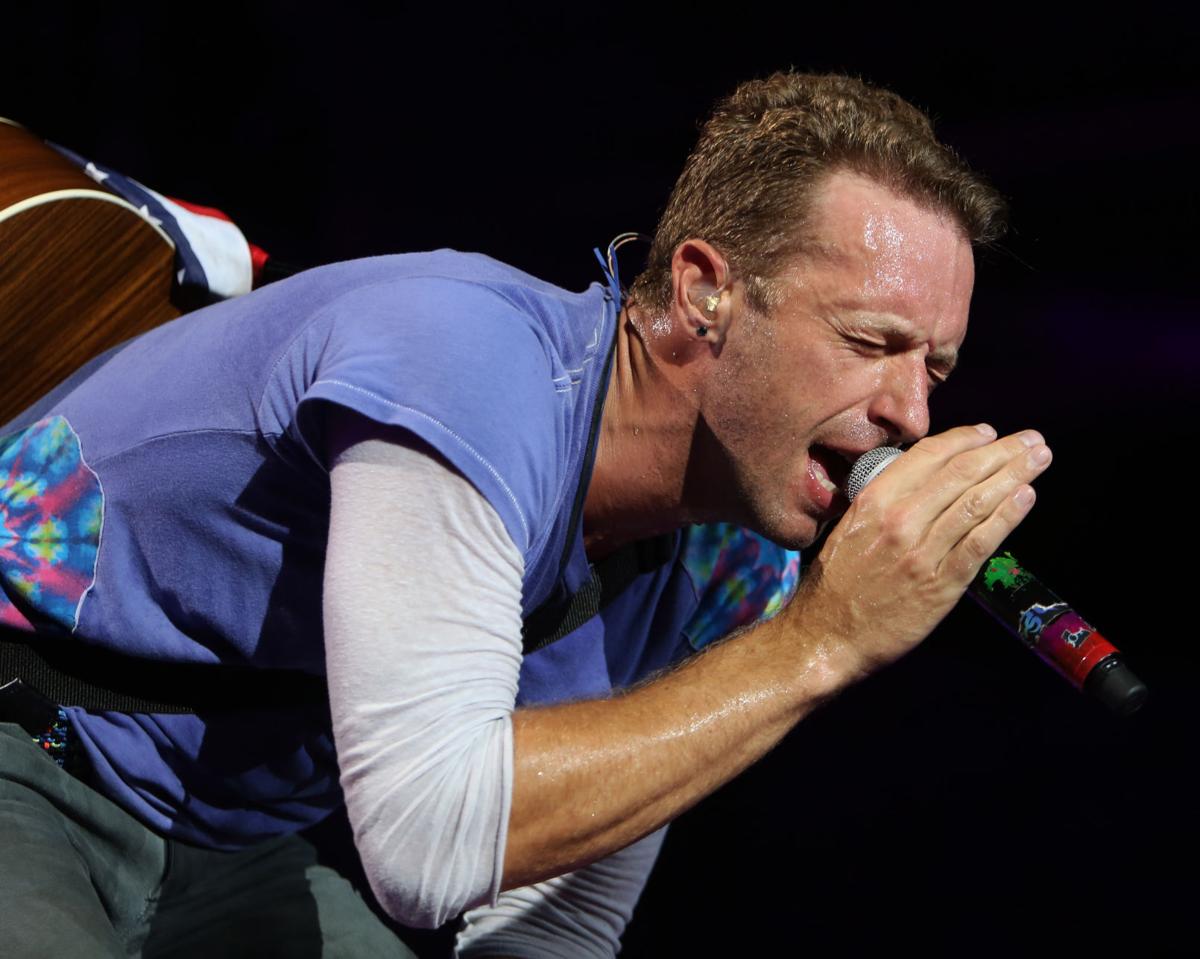 Coldplay doesn't let inclement weather stop them from rocking Soldier ...