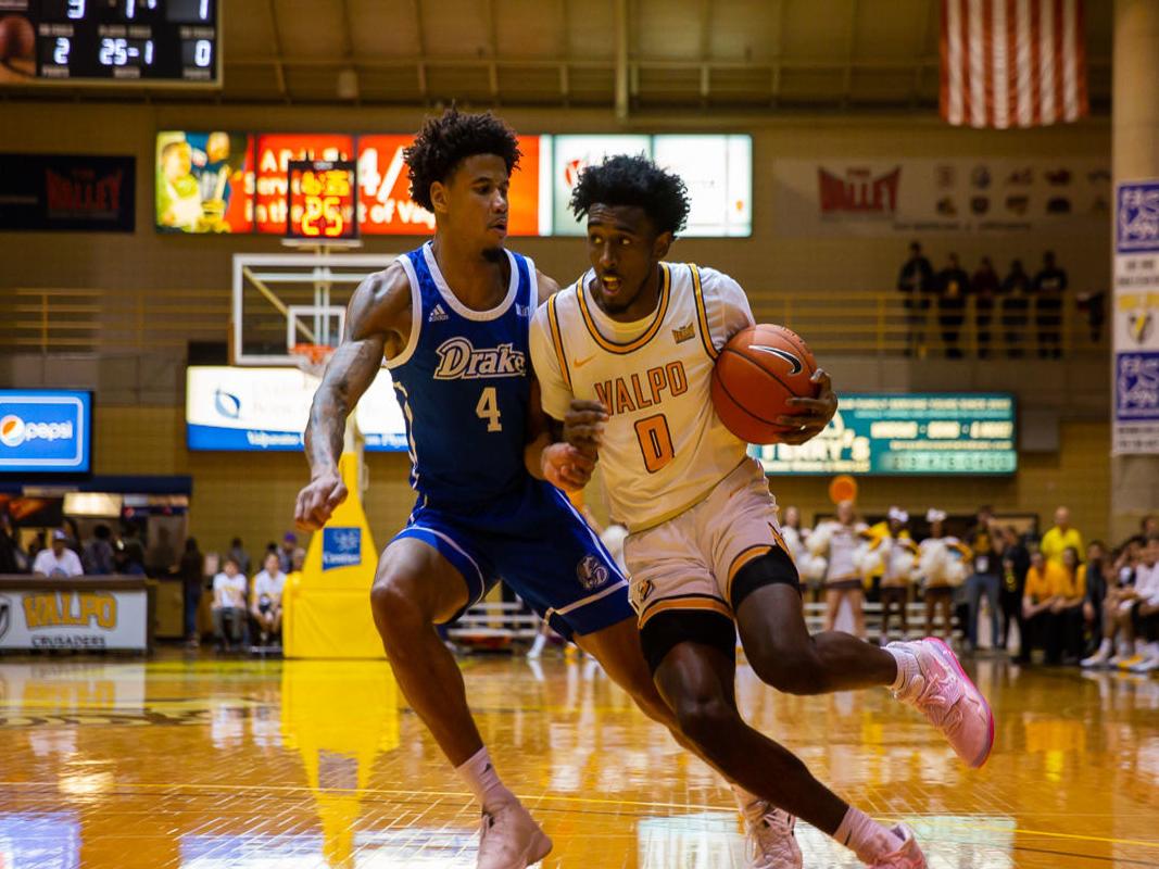 Valparaiso Will Play Evansville In Missouri Valley Play In Game