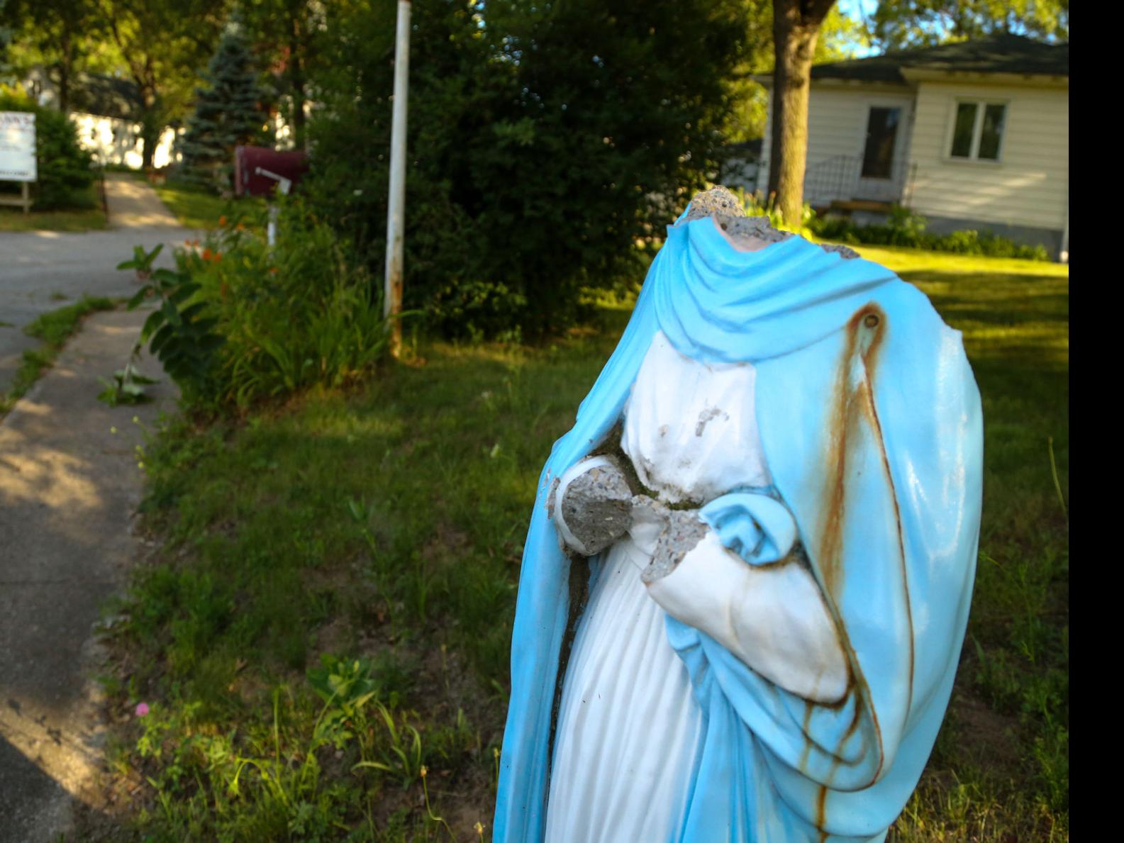 Virgin Mary Statue Vandalized Church Leaders Say Local News Nwitimes Com