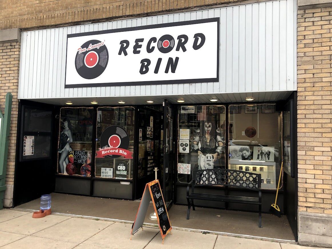Tom Lounges' Record Bin donates to Humane Society to honor late customer