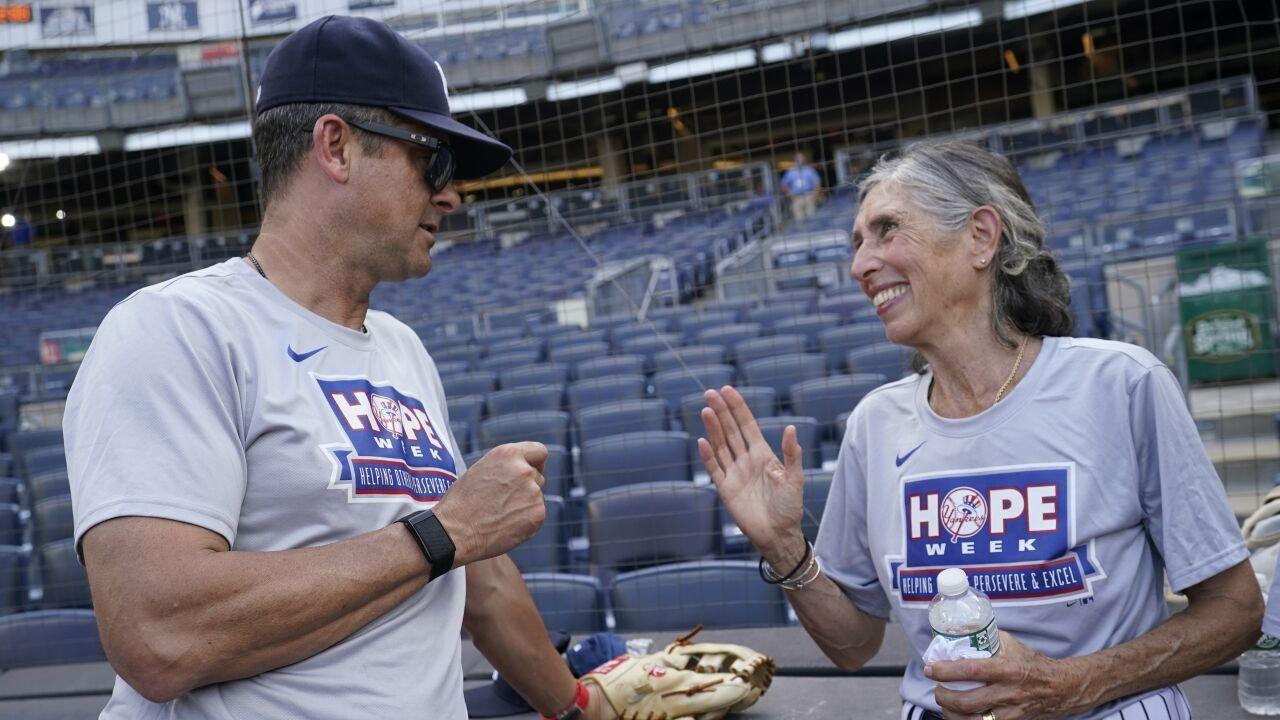 Yankees Hope Week- Vintage T Shirt