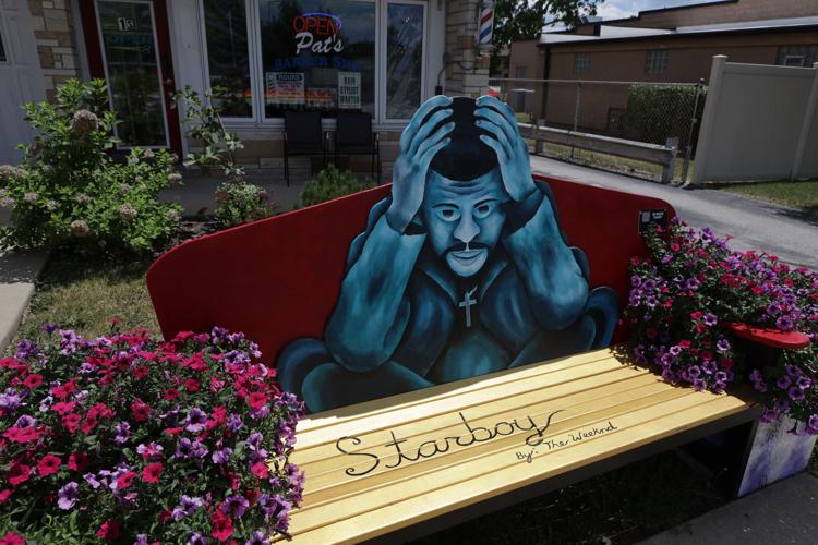 Beatles and Buffett just some of the 'cover' artists in Benches on the Avenue