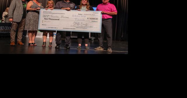 Lewellen Blooms wins Starke Tank contest - Vimarsana News