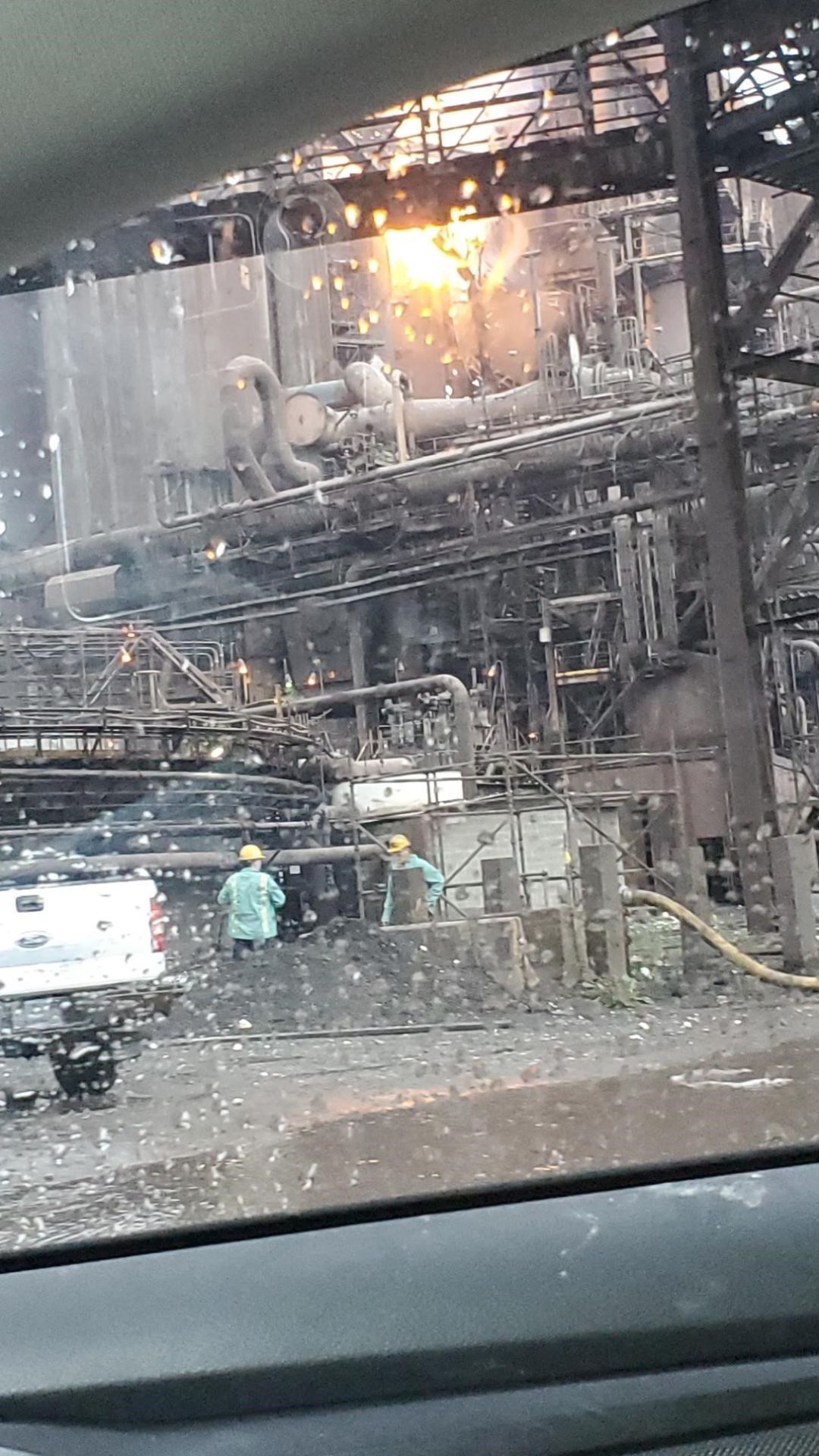 Explosion hits ArcelorMittal's Burns Harbor plant; official says stove