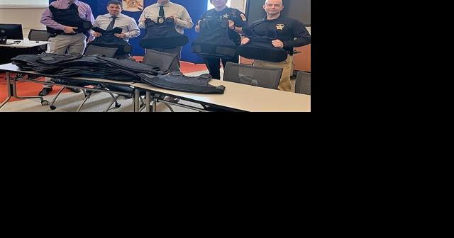 Orland police donate vests to protect civilians fighting in Ukraine - Vimarsana News
