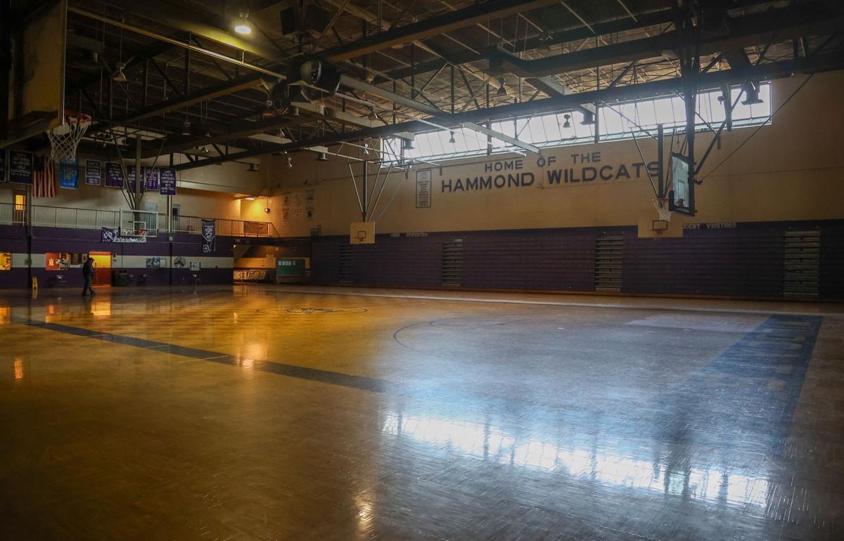 WATCH NOW Hammond High alumni bid farewell to building, tour new high