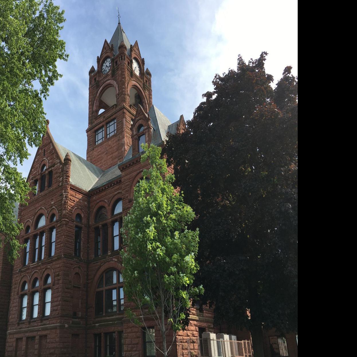 Laporte Courthouse 2022 Christmas Newly Elected Laporte County Officials Take Oath Of Office | Government And  Politics | Nwitimes.com