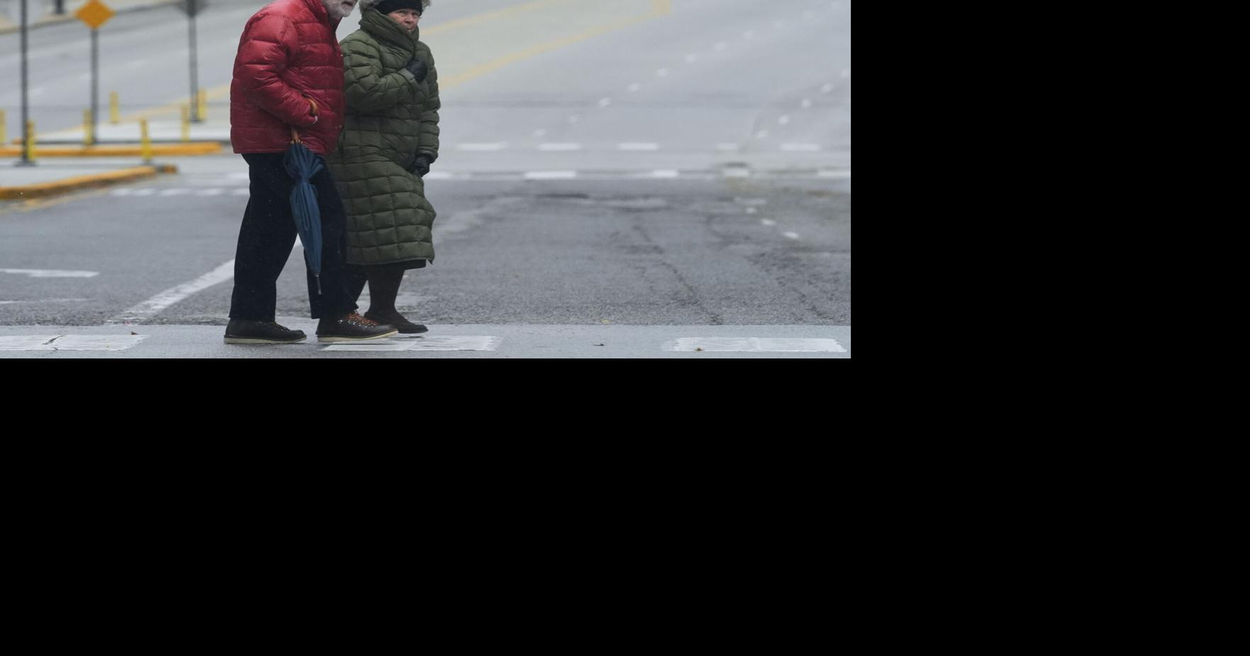 Arctic air hits much of the US, bringing snow to some areas and very ...