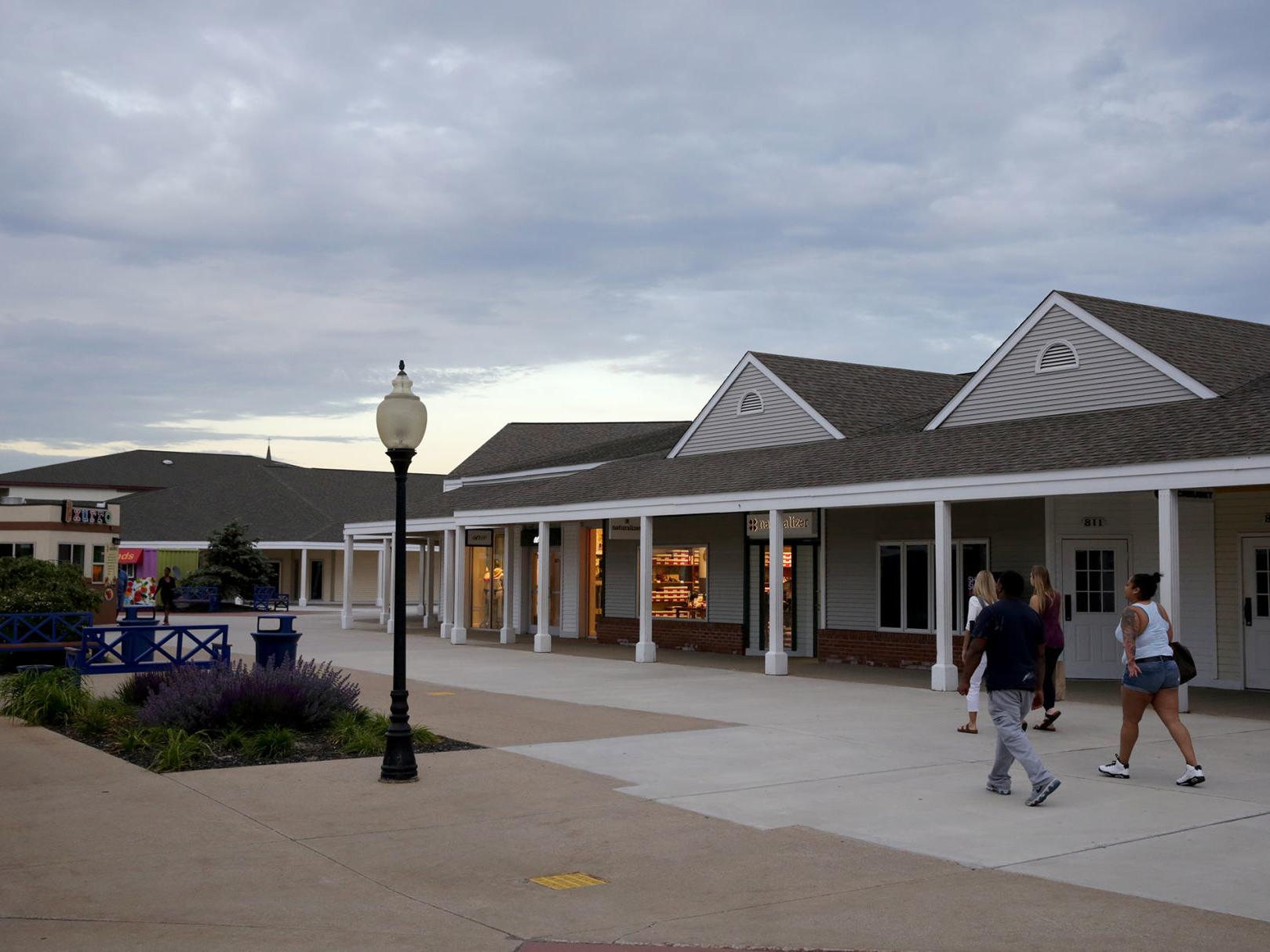 Michigan City To Bar Lighthouse Place From Reopening Until At Least Thursday Potentially Longer Northwest Indiana Business Headlines Nwitimes Com