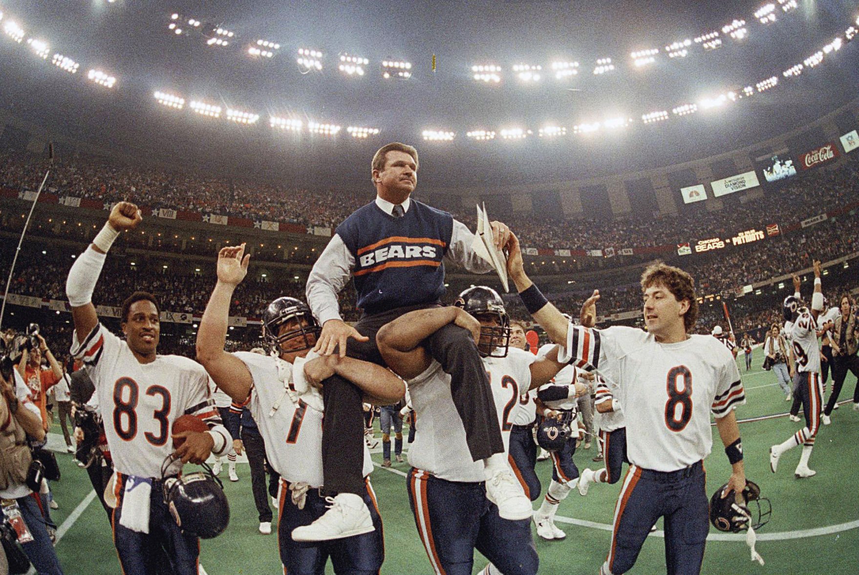 Mike Ditka To Speak At Benefit For Shuttered Indiana College