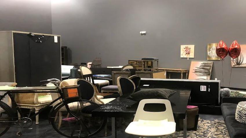 Salvage Big Box Furniture Store Opens In Schererville Lake Newsletter Nwitimes Com