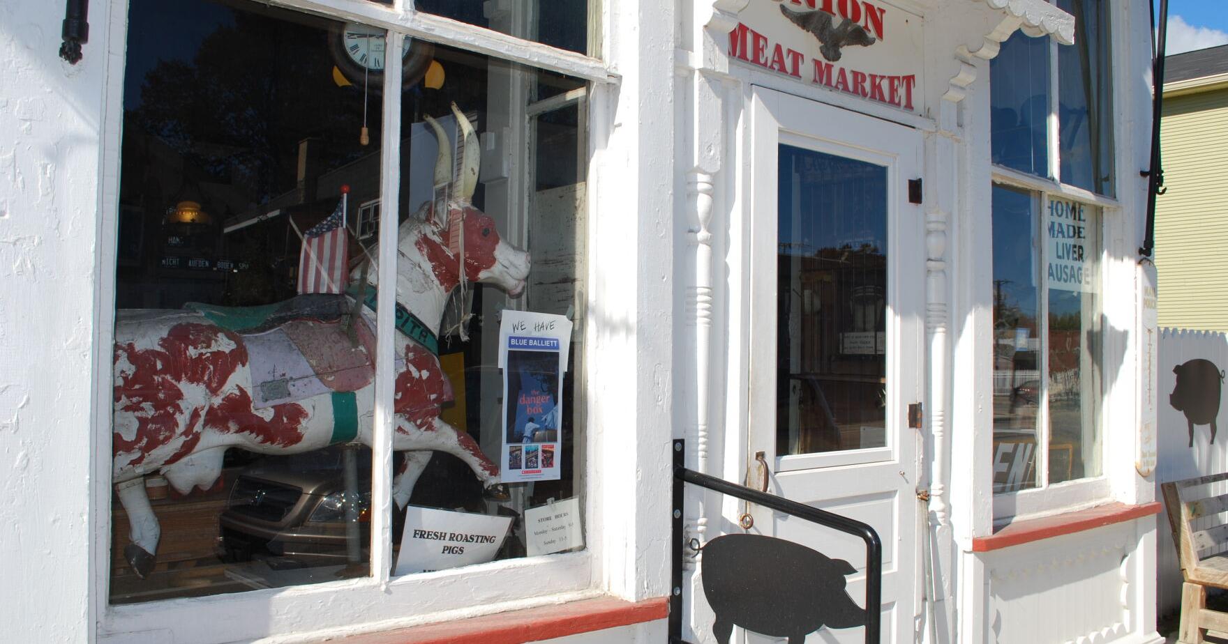 Three Oaks, Michigan has charm, history, restaurants and more - Vimarsana News