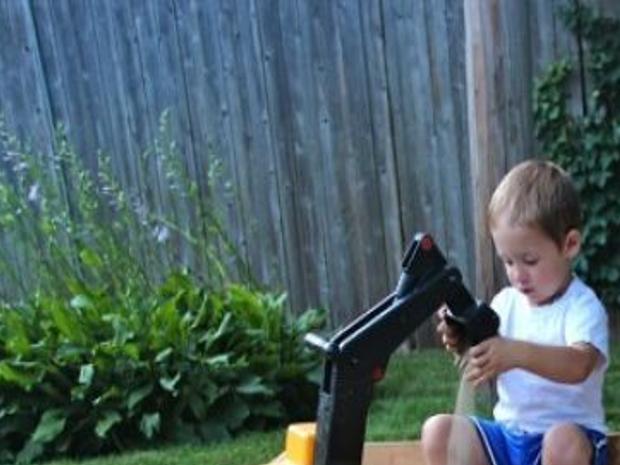Bringing The Beach Home Homemade Sandboxes Are Easy Cheap Ways To Bring Fun To The Backyard Home Garden Nwitimes Com