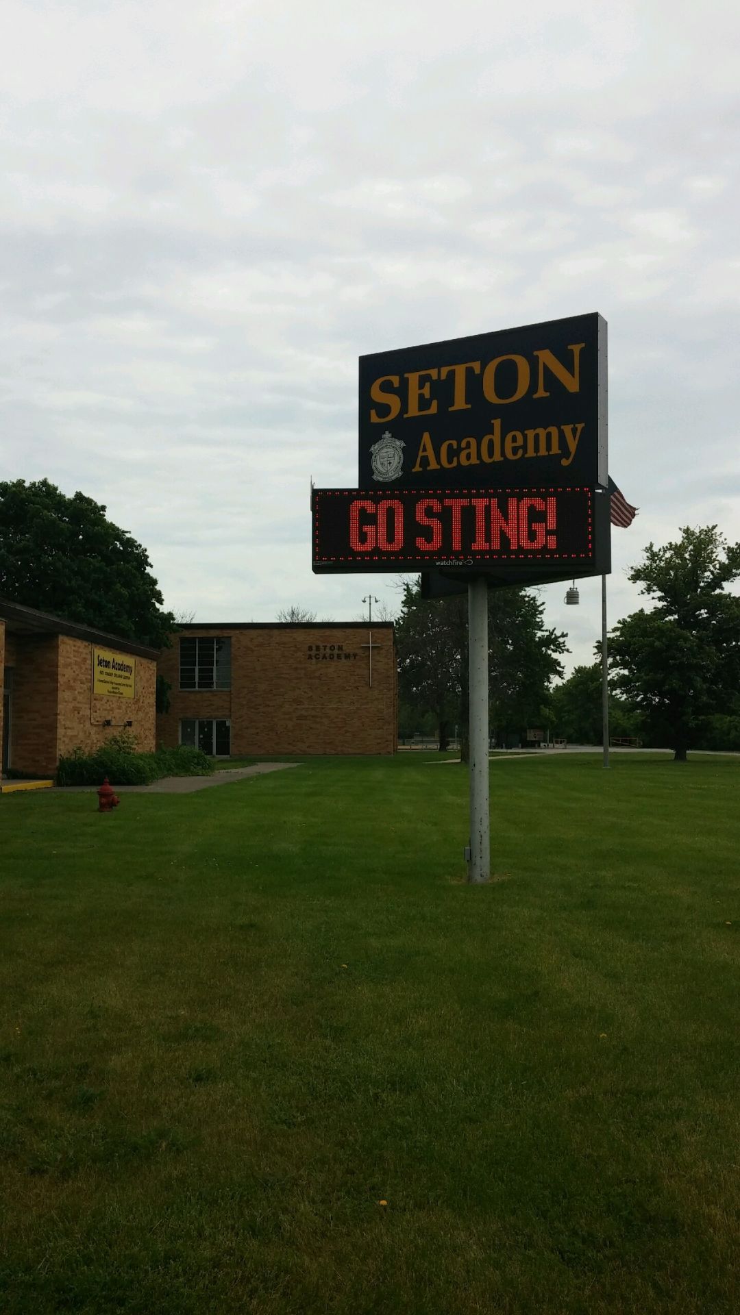 Reminiscing: Seton Academy's closing brings flood of memories