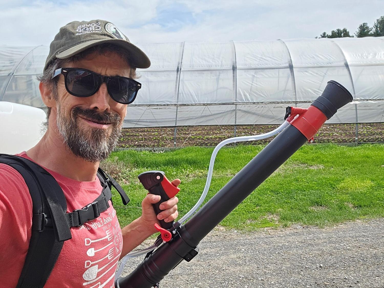 Perkins Farm research trials on tomatoes prove a nutrient spray keeps the aphids away