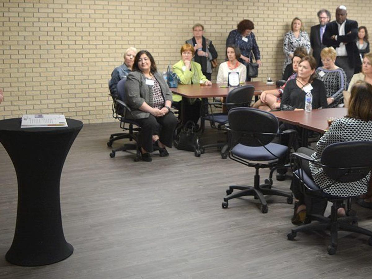 Northwest Indiana Influential Woman Association Looks To Advance Businesswomen Lake Newsletter Nwitimes Com