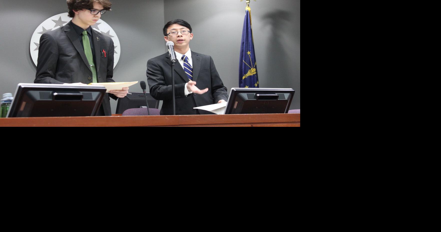 Valparaiso, Chesterton students debate carbon tax