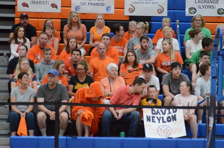 Volleyball coaches recognize 2 outside hitters who helped Marist to state title, national ranking