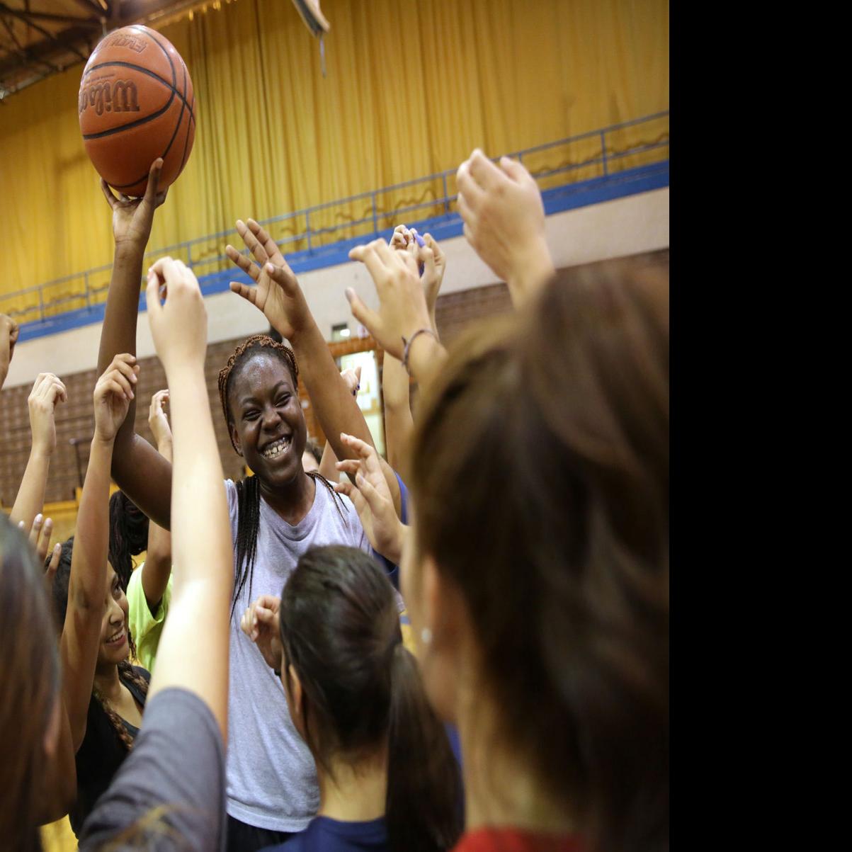 Clark S Darlisha Reed Is A Top 10 Student And A Rebounding Machine