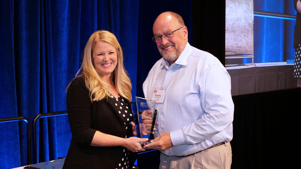 Centier wins statewide award for community service