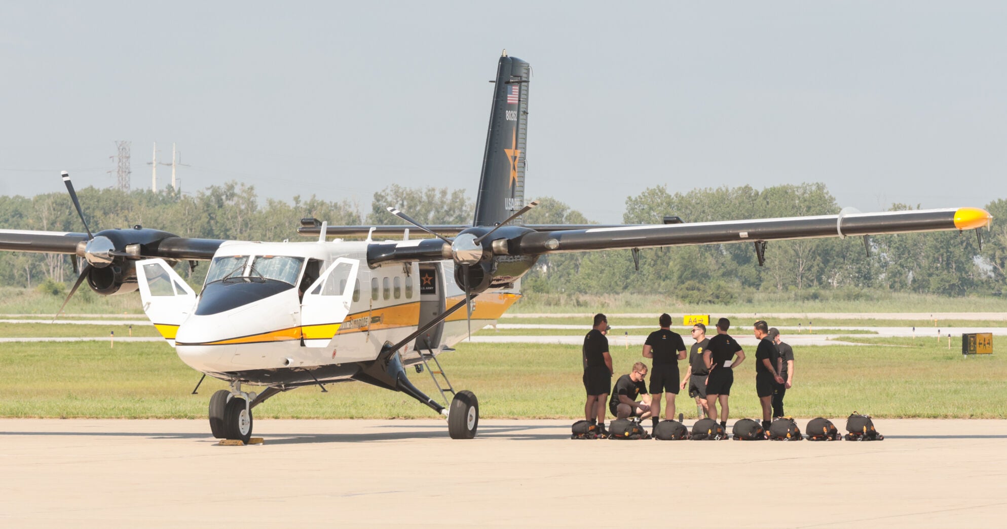 Gary Air Show soaring back to lakefront