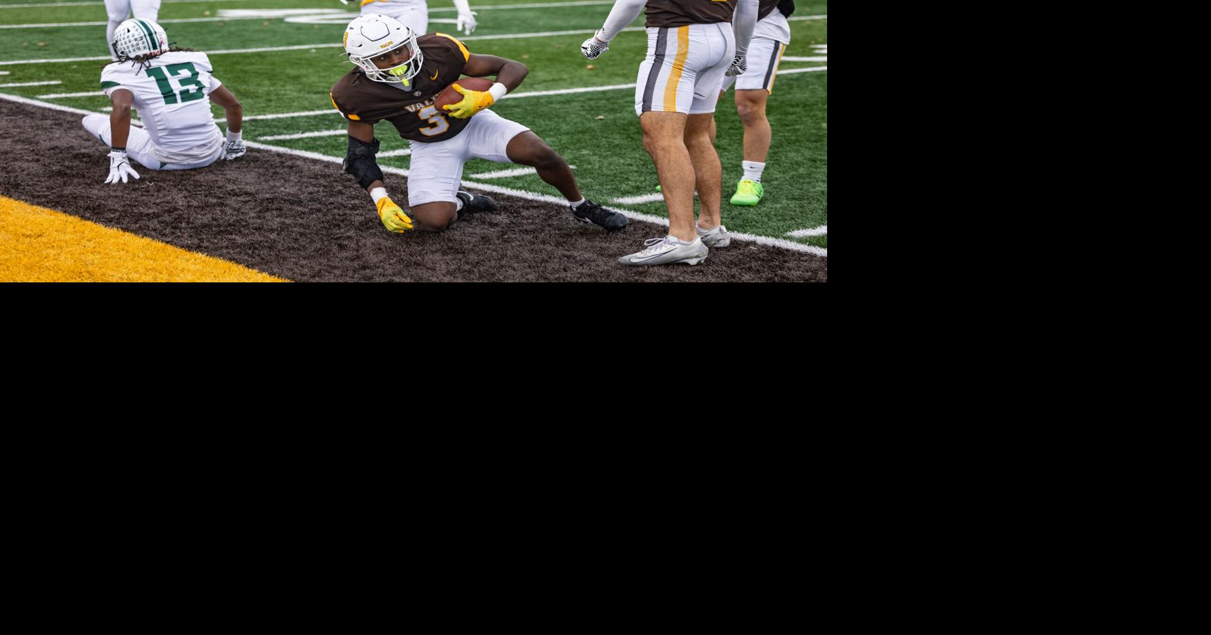 Valparaiso defensive back donates bone marrow to 5-year-old in France