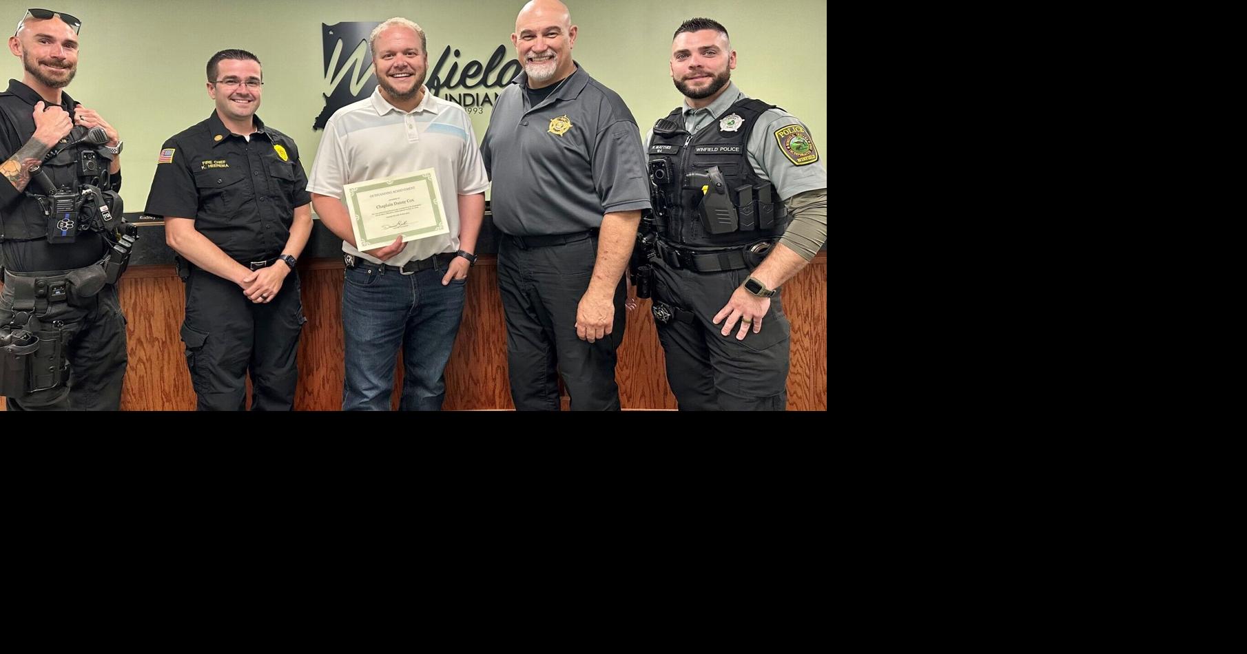 Winfield honors police chaplain for help in tragedy