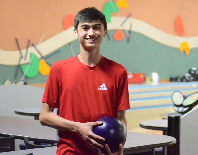 Regulars roll one more game, share memories as Orland Bowl closes