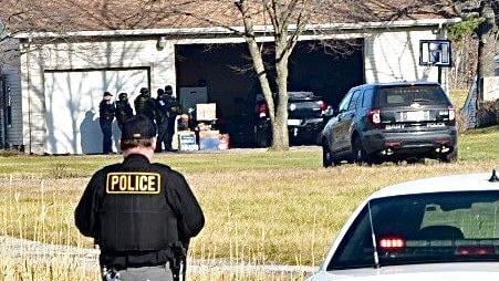 Teen boy wounded in shooting; police find suspect in wooded area, official says - Vimarsana News