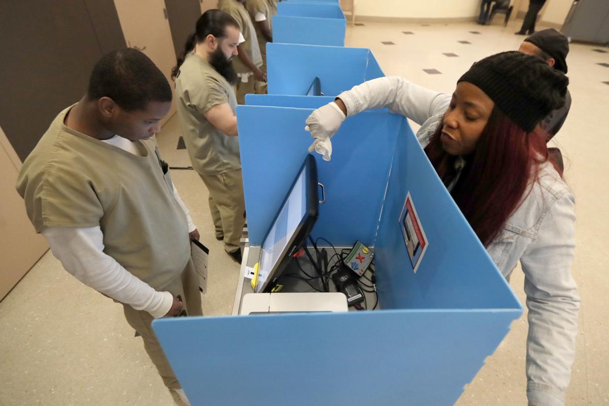 Detainees walk out of cells, into voting booths in Chicago