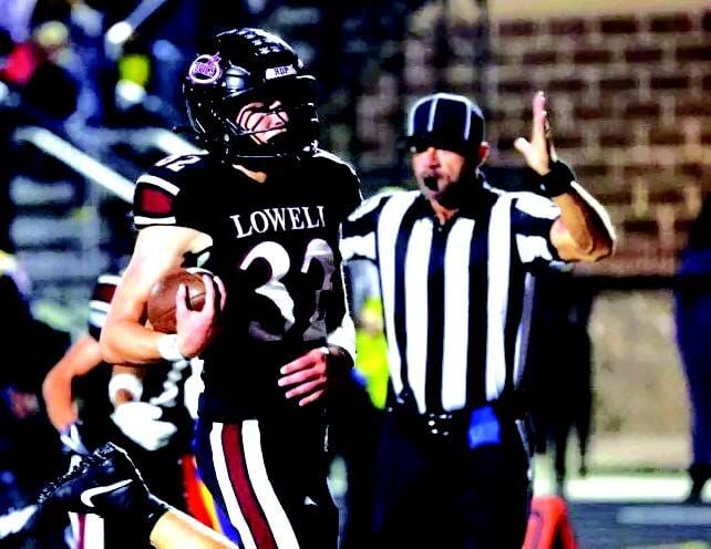 Lowell Football 100926